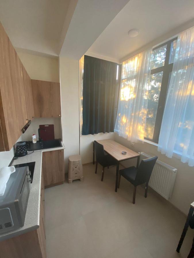 Hostel Number 49 Tbilisi ภายนอก รูปภาพ